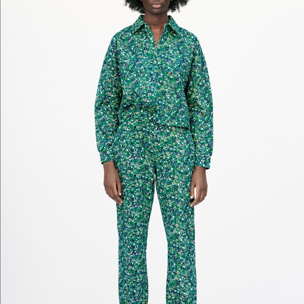 *NEW* Zara Floral jogger set in size S